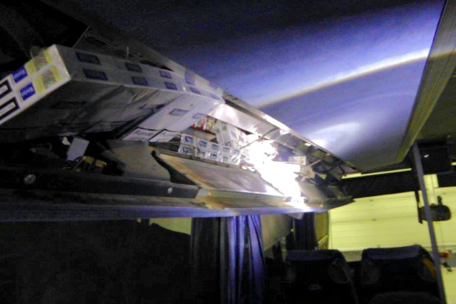 In den Hohlräumen und Verkleidungen waren die Zigaretten versteckt | Foto: Zollamt Klagenfurt Villach
