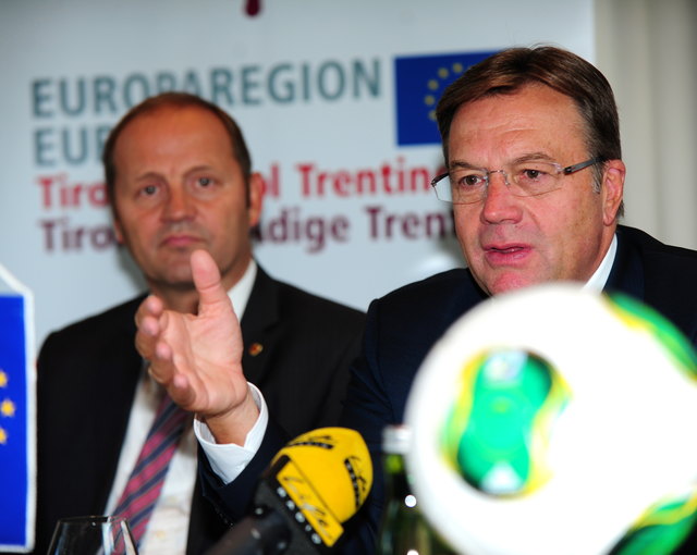 Am Ball: LH Günther Platter und LHStv. und Sportreferent Josef Geisler