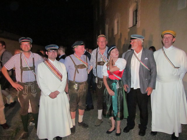 v. l.: Gemeindearzt Dr. Thomas Beyer, Maximilian Pühringer, EU-Zahnärztepräsident Wolfgang Doneus (aus Rohrbach gebürtig), Manfred Stallinger, Unternehmensberater; Melanie Grasserbauer (Studentinnenverbindung Ehrentrudis Salzburg), Wolfgang Hauer (Päd. Ho
