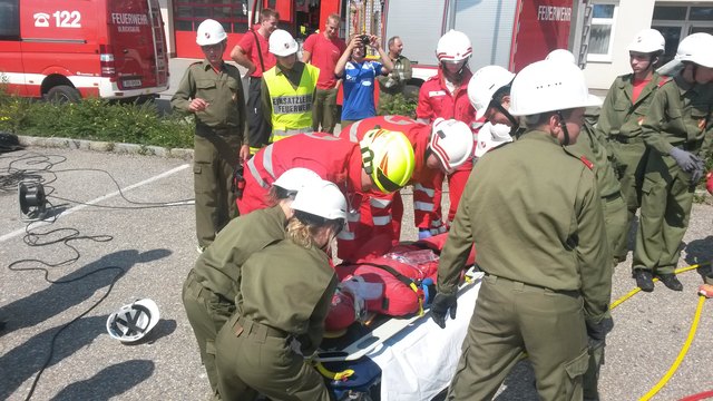 "12 Stunden Feuerwehr" lautete des Motto der Feuerwehrjugend des Abschnittes Aigen. | Foto: Foto: privat