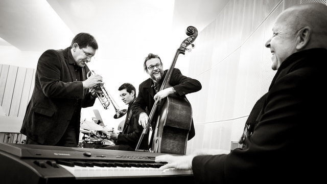 "Otto & Friends" spielen am Froschberg. | Foto: Katharina Wisata