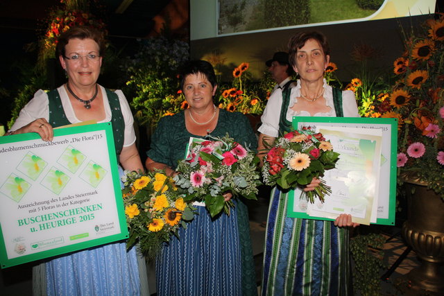 Unsere Buschenschänken sind die schönsten: Heide Schneeberger/Heimschuh, Gerti Trabos/Gamlitz und Annemarie Grabin/Sankt Veit in der Südsteiermark.