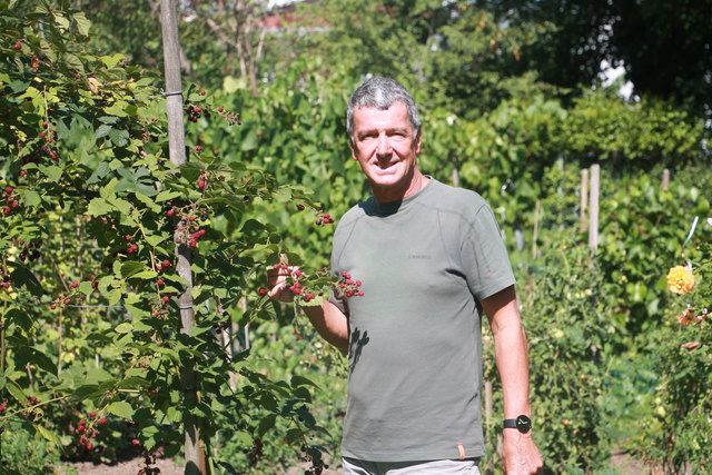 Besonders gerne verbringt Unterwieser Zeit im eigenen Garten - seiner Erholungsoase.