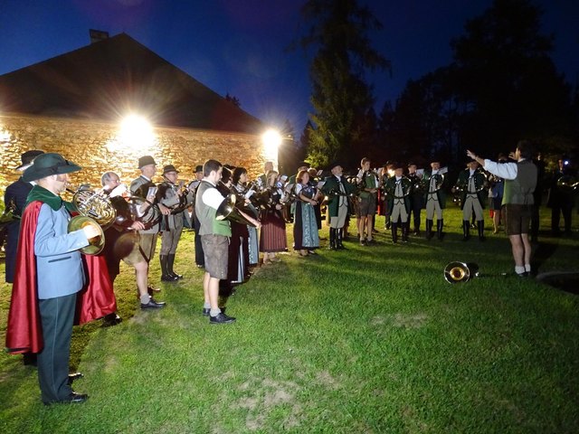 Ansatz zum Gemeinschaftsstück aller Es-Hornist*innen des Abends.
