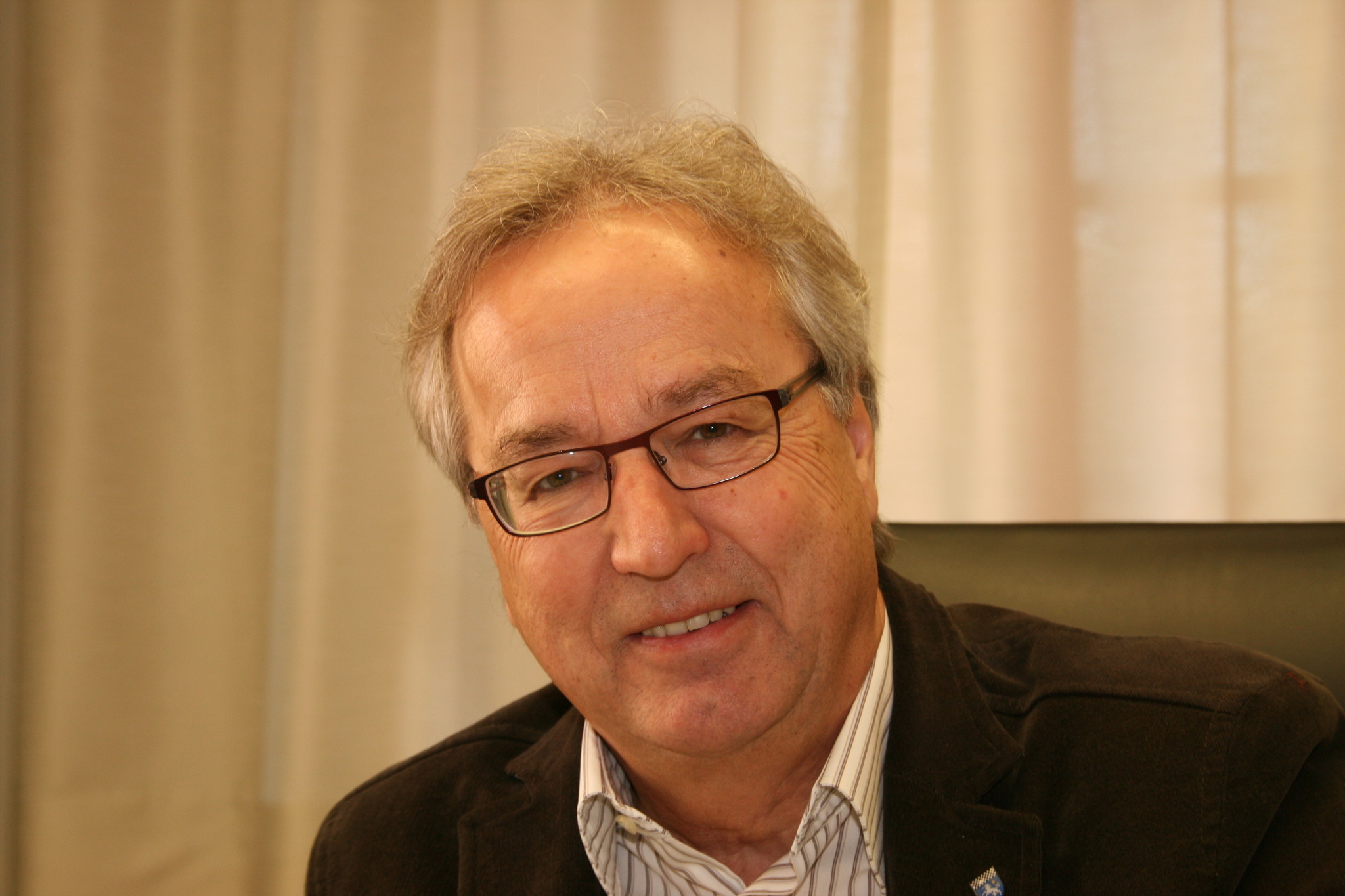 60-asylwerber-kommen-nach-mils-hall-rum