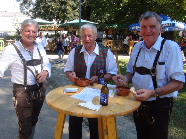Zeggern macht hungrig: Zum Stillen des Hungers gab es auch eine zünftige Flecksuppe.