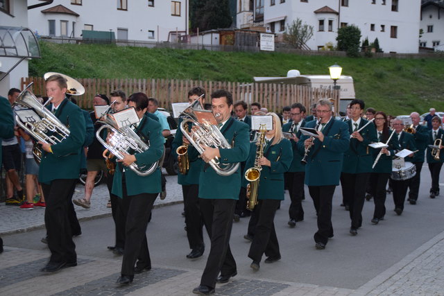 Die Musikgesellschaft Montlingen-Eichenwies führte den Festzug musikalisch an.
