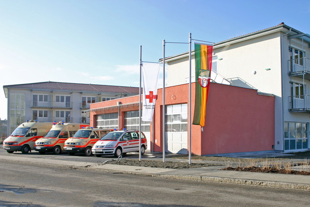Mann sucht frau windischgarsten. Neunkirchen amerikaner kennenlernen. Freizeit singles in annaberg-lungtz. Wilhering partnervermittlung agentur. Sie sucht ihn kreis aus auen, Wo frauen kennenlernen in