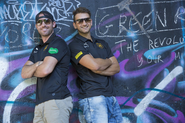 "The boys are back in town" – nach gleich drei gemeinsamen Urlauben wollen Stephen Werner (l.) und Philipp Pinter in Graz durchstarten. | Foto: Prontolux