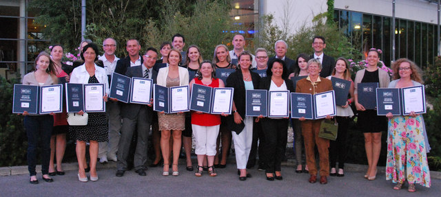 Mitarbeiter der Therme Geinberg nahmen stolz den Relax Award entgegen.