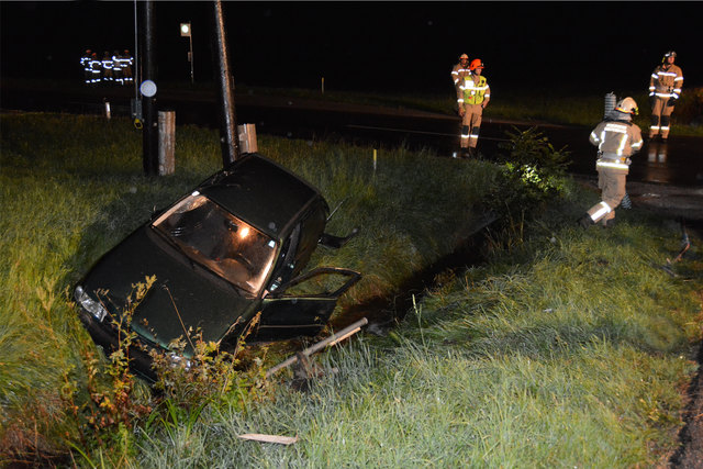 In der Nacht auf Freitag kam der junge Mann mit seinem Auto ins Schleudern und stürzte in ein Bachbett. | Foto: ZOOM-Tirol