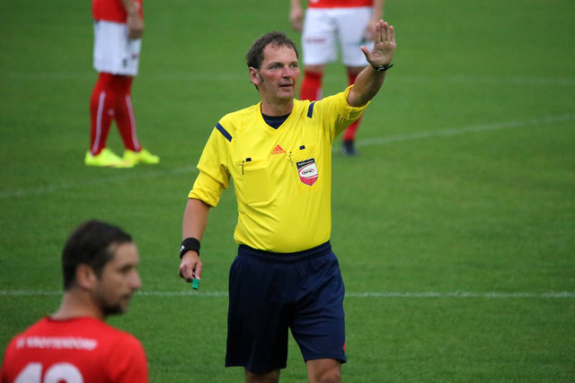 Schiedsrichter Alfred Kislick