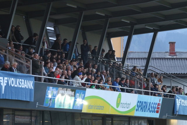 Fußball ist auch in Köflach wieder IN, beim ersten Heimspiel unter Trainer Toni Ehmann kamen 400 Fans ins Stadion.
