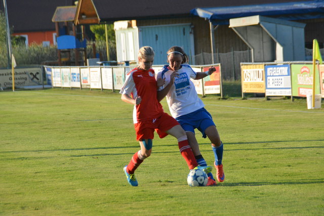 Südburgenland 1b - Wr. Neustadt 10:0 (5:0); Darlene Seiberl und Nadine Dotter (4. Runde)