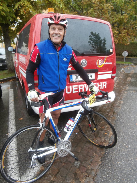 Karl Hall trat als einziger Pongauer bei der Österreichischen Radmeisterschaft der Feuerwehren an. | Foto: Karl Hall