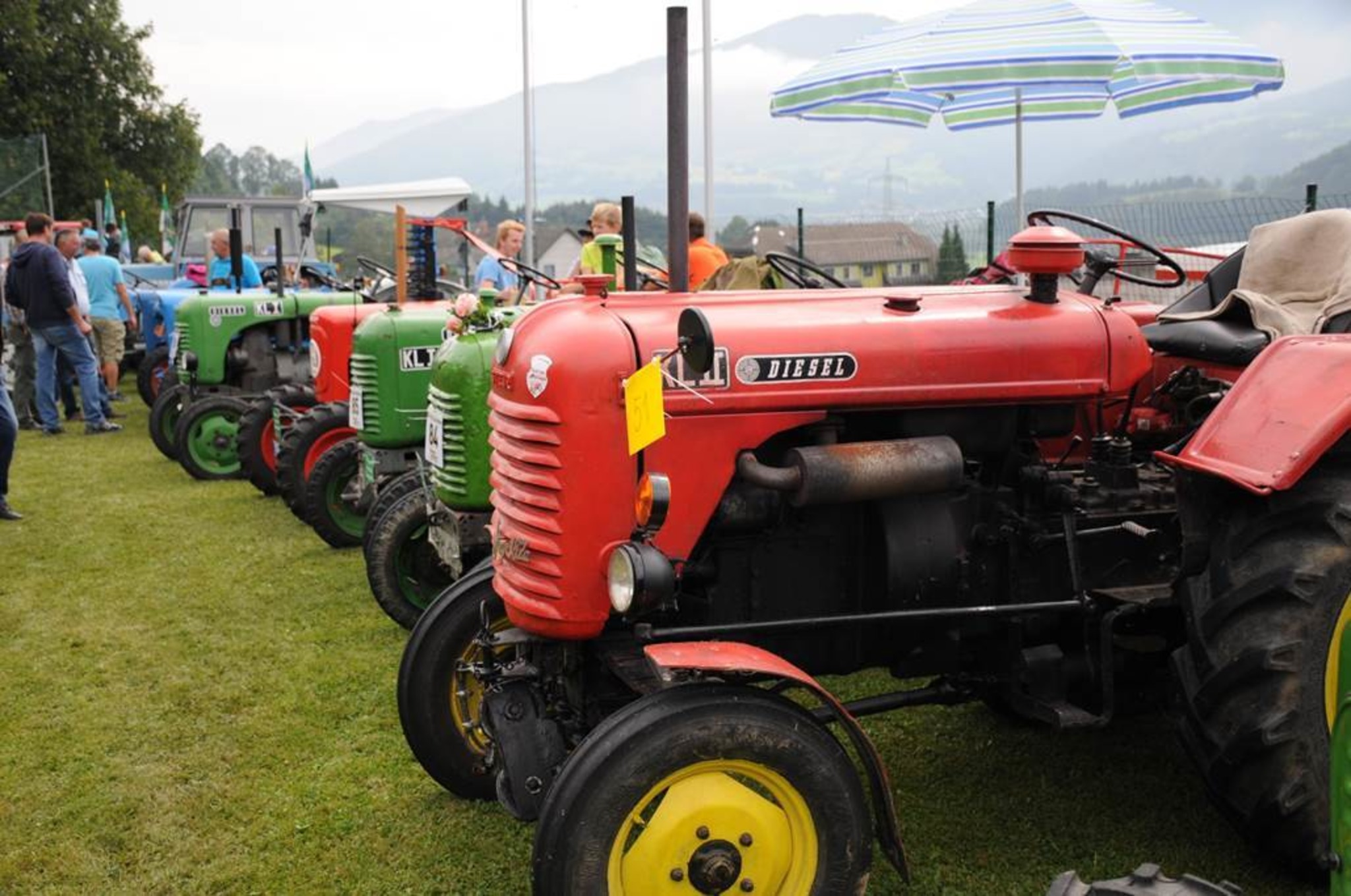 Dorffest mit Oldtimer-Ausfahrt - Liezen