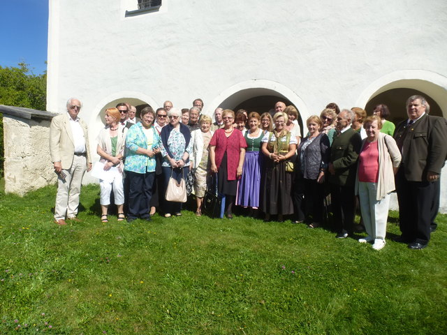 Professor Kapfer mit Freunden am Gunzenberg