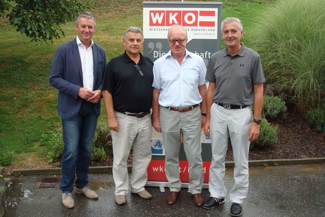 Von links: Golfclub-Präsident Wolfgang Eder, Spartenobmann Anton Dallos, WK-Direktor Anton Bubits, Industriellenvereinigungs-Präsident Manfred Gerger | Foto: WKÖ