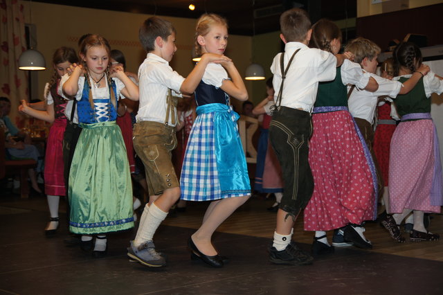 Die jungen Wimberger sind beim Heimatabend live dabei.