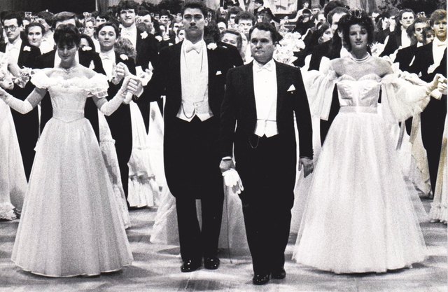 Die Opernball-Eröffnung wurde 30 Jahre lang von der Tanzschule Mühlsiegl koordiniert. | Foto: Foto: Tanzschule Mühlsiegl