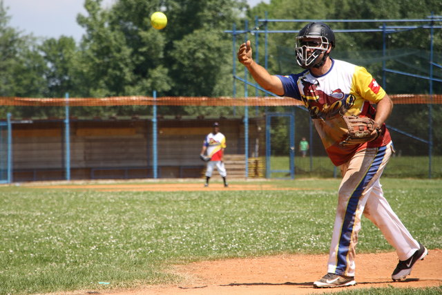 Softball ermöglicht im Vergleich zu Baseball eine weitaus schnellere und attraktivere Spielweise. Foto: softballeurope.com