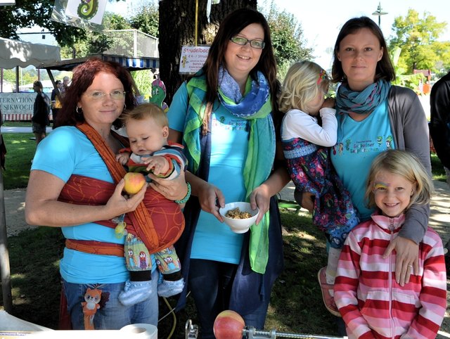 Von den Seebodner Seepferdchen: Daniela Liebhart-Koch mit Ferdinand, Hermine Wirnsberger sowie Maria Winkler mit Lena und Karo