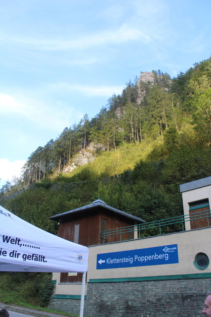 Blick zum Klettersteig Poppenberg