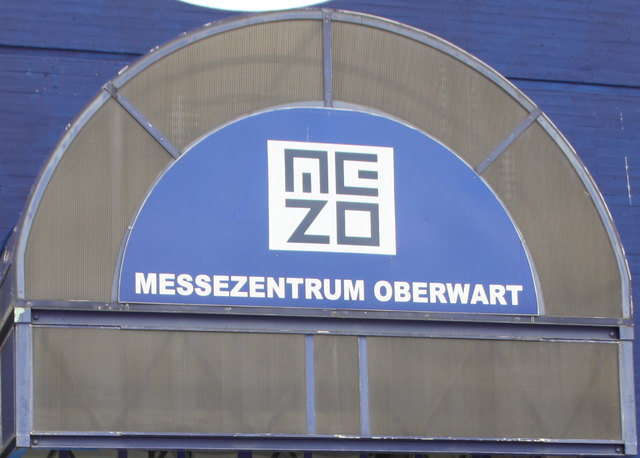 Eine Messehalle in Oberwart wurde zum Notquartier für Flüchtlinge aus Moschendorf umfunktioniert