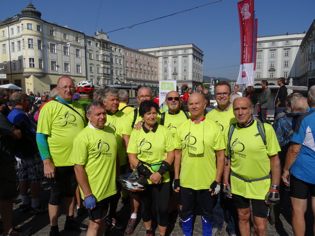 Radgruppe mit Bürgermeister Robert Zeitlinger aus St. Florian