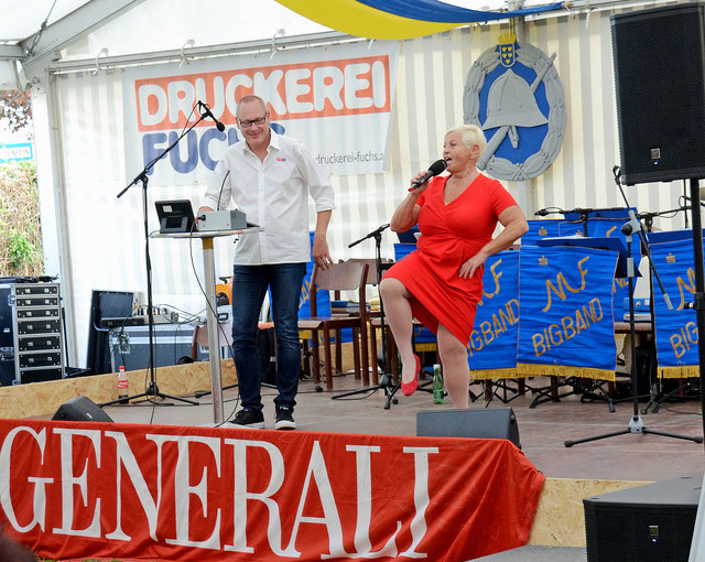 Moderator Thomas Schwarzmann und Jazz Gitti