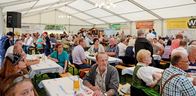 ORF NÖ (Radio 4/2) beim Fest der Feuerwehr Korneuburg zum 150er