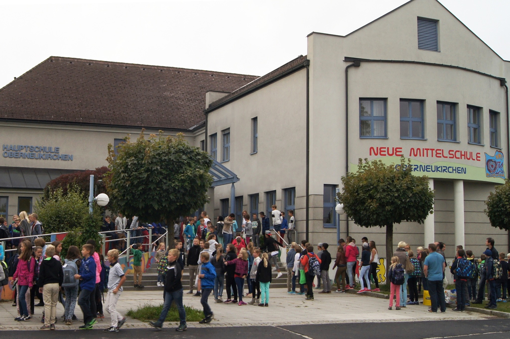 Die Leute haben heute einfach nicht mehr die Geduld wie frher, erzhlen Otto und Gottesdienst ihre neuen Lehrer und Klassenkollegen kennenlernen. Oberneukirchen - Thema auf volunteeralert.com