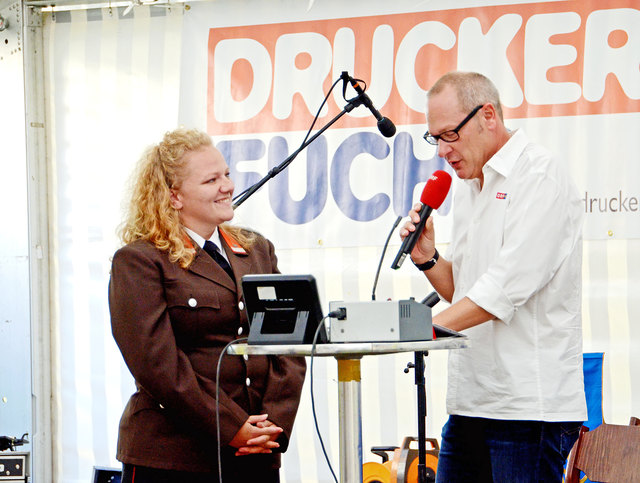 Nicole Meindl und Moderator Thomas Schwarzmann