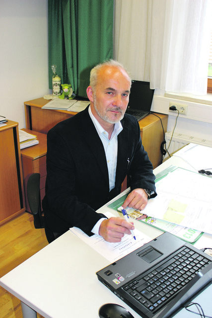 Rudolf Mürzl, Gemeindechef von Schöder: „Wir sind keine Tourismusgemeinde, die sich verbiegt, um zu gefallen.“ Foto: Leitner
