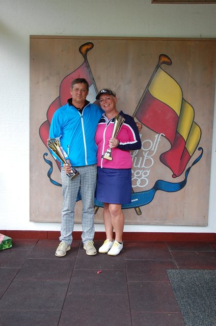 Die neuen Clubmeister des Golfclubs Goldegg heißen Carine Reiter und Helmut Gratz. | Foto: Golfclub Goldegg