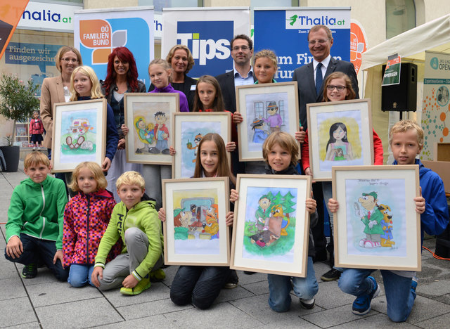 v. l.: LGF Familienbund Mag. Christa Pacher, Illustratorin Geschichtenbuch Christine Lehner, GF Thalia Johanna Richter, Redakteur Tips Wolfgang Schobesberger, OÖ Familienbund-Landesobmann LAbg. Mag. Thomas Stelzer, Gewinnerautoren