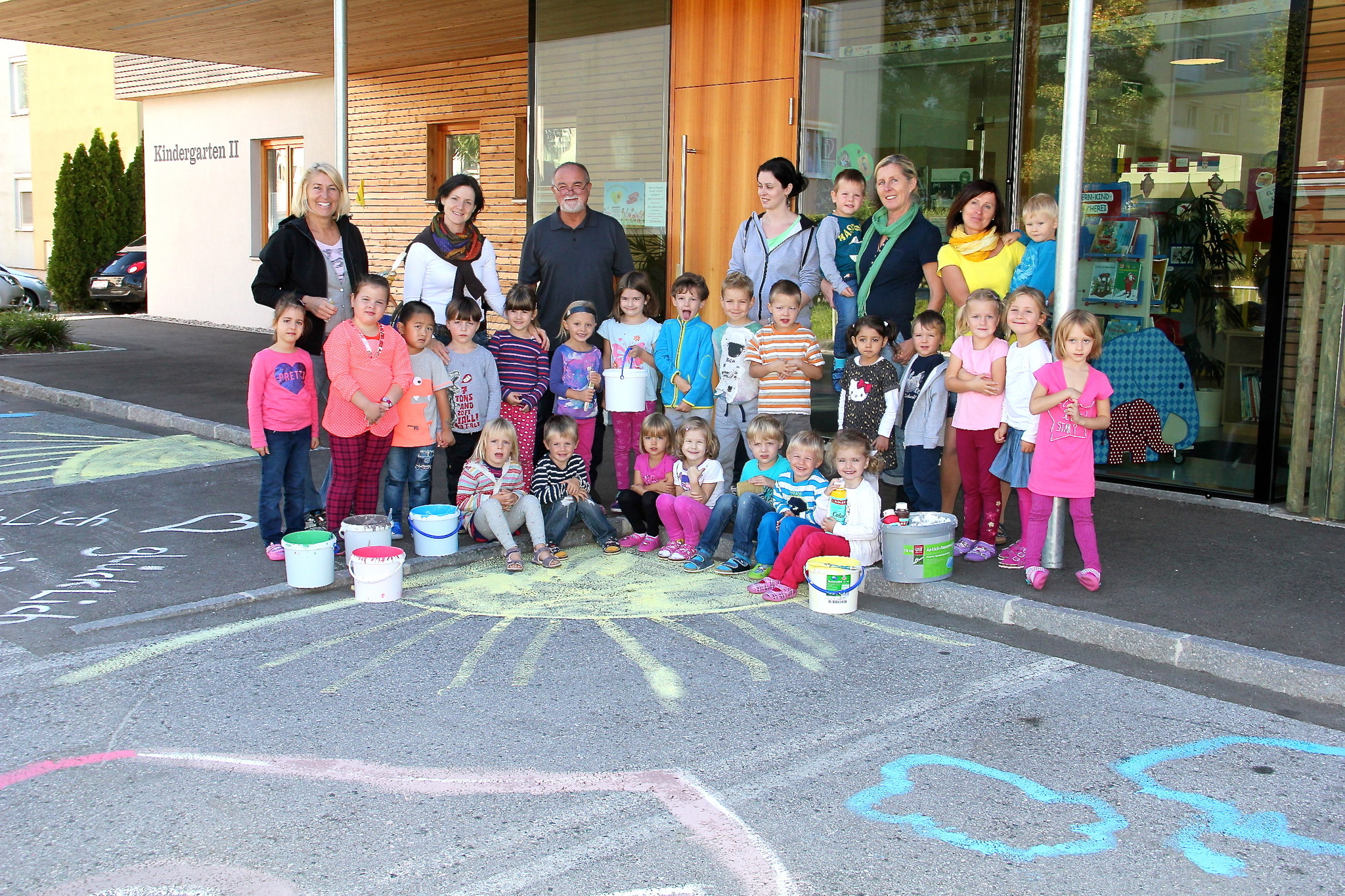 „Blühende Straßen“ vor dem Kindergarten 2 - Hartberg-Fürstenfeld