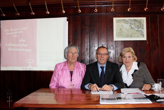 Bezirk, Bewohner und Geschäftsleute müssen an einem Strang ziehen, um etwas zu verändern, sind Thekla Hochmayer, Harald Troch und Eva Maria Hatzl überzeugt