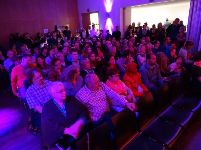 Großer Andrang im SparkassenEventRaum.