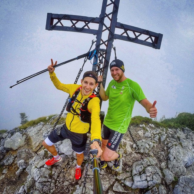 Gregor Strasser und Benjamin Parth hatten die Idee zum Martini Schober Skyrace. Natürlich waren die zwei jetzt auch schon etliche Male am Gipfel. | Foto: Privat