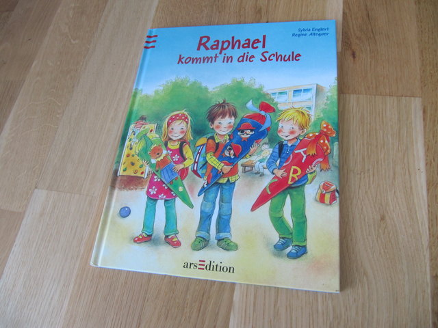 Höllrigl - Raphael kommt in die Schule