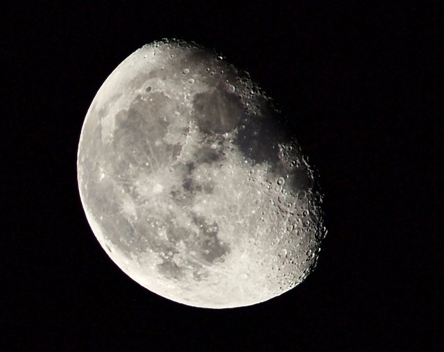 Klarer Himmel-scharfe Aufnahme