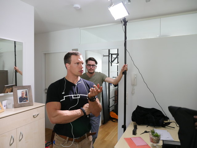 Workshopleiter Robert Spindler und Johannes Hagn beim Fachsimpeln | Foto: Privat