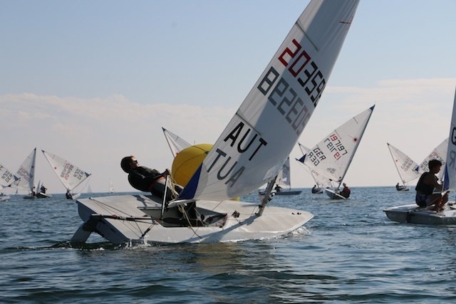 Keanu Prettner gewinnt die internationale Deutsche Meistercshaft im "Laser Radial".