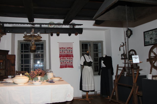 Das Museum bietet mit moderner Technik Einblicke in die Vergangenheit.