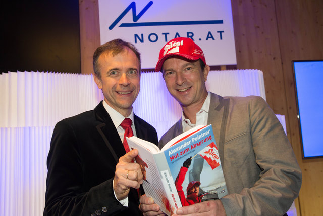 Notar Claus Spruzina mit Neurocoach Alexander Pointner beim Info-Abend. | Foto: Neumayr