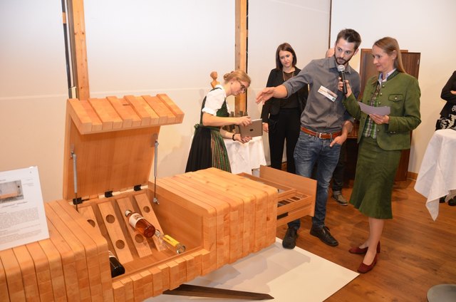 Ein echter Casanova: Gabriel Auer stellt sein Siegerprojekt vor. | Foto: Foto: Rudolf Aigner