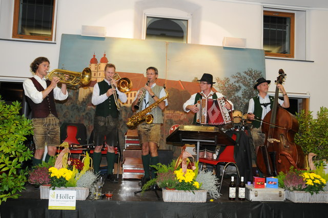 Die "Liebochtaler Tanzgeiger" werden beim 39. Stainzer Trachtenball aufspielen. | Foto: KK