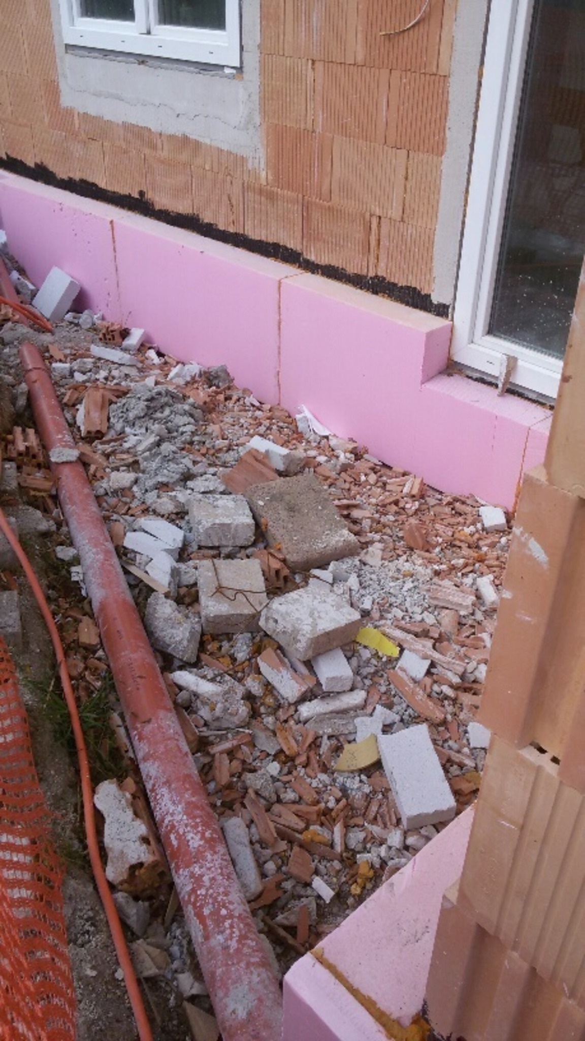 Vorbereitung zum Vergraben von Bauschutt? Floridsdorf