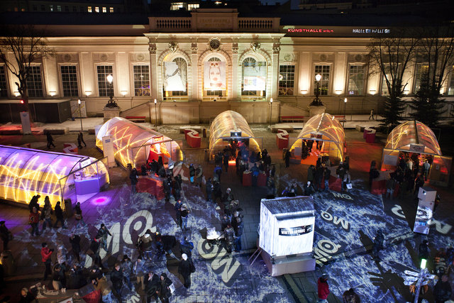 Mit einem innovativen Lichtkonzept erstrahlt das MuseumsQuartier heuer vom 5. November bis 23. Dezember. | Foto: Julia Spicker